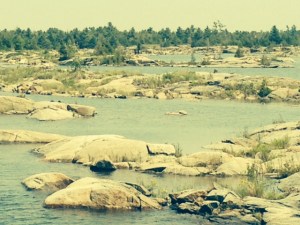 More rock formations along the channel