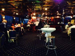 The middle level of the dinner boat, with live music